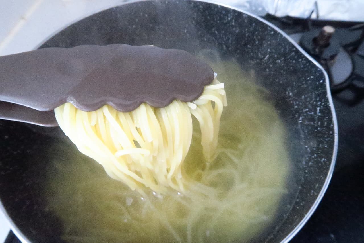 Freezing method of pickled pasta