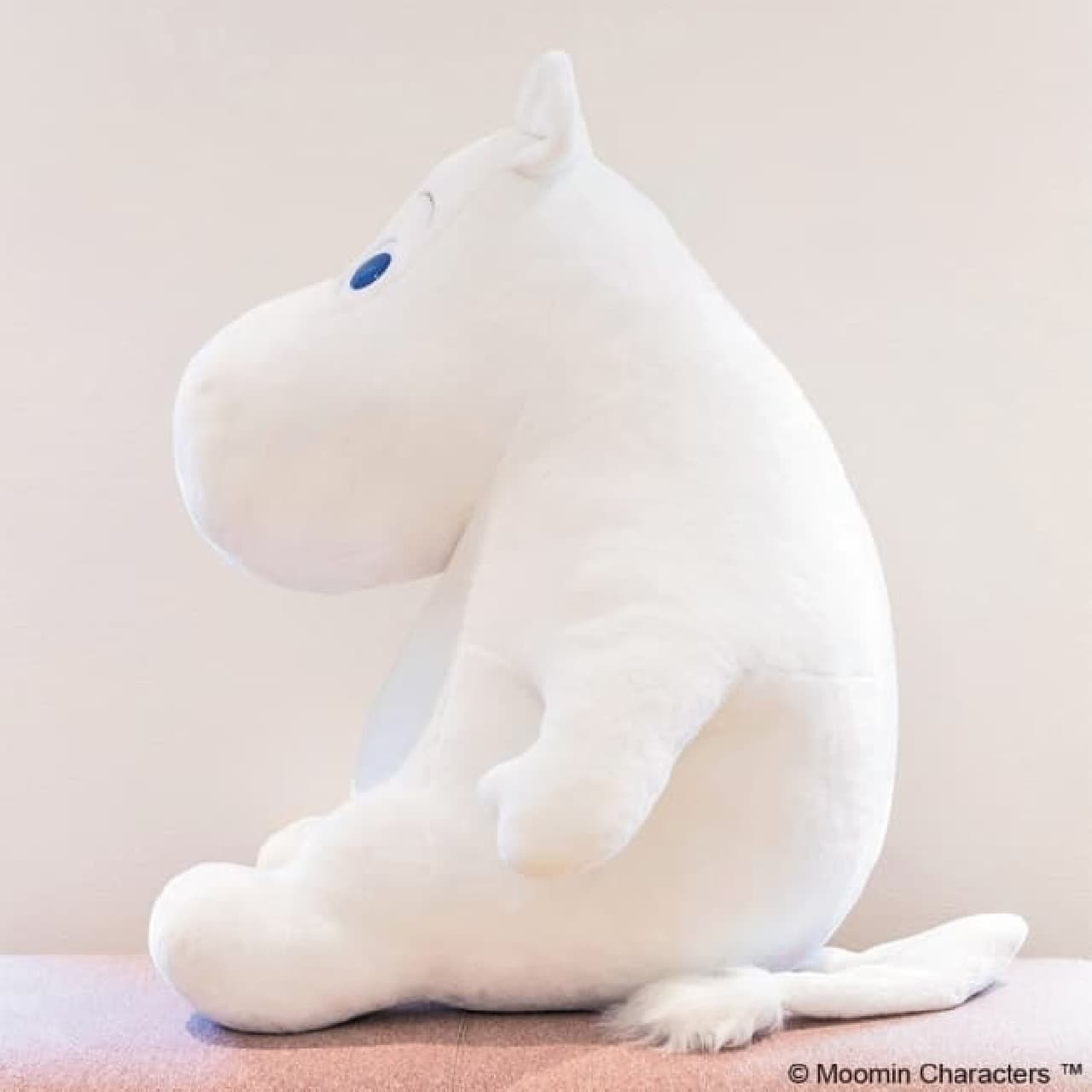 Popular with Moomin Cafe! "Sitting Moomin" will be resold --Oversized size with a height of 75 cm