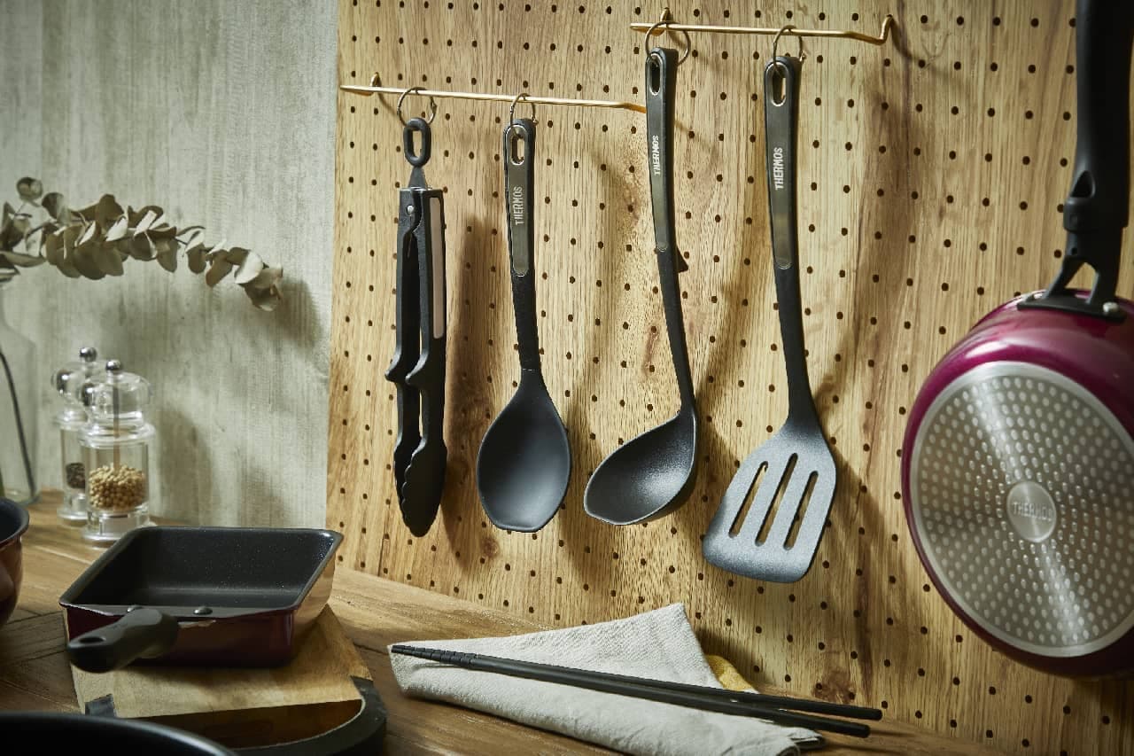 From Thermos "Kitchen Tool Series" --5 products such as ladle and tongs with high heat resistance