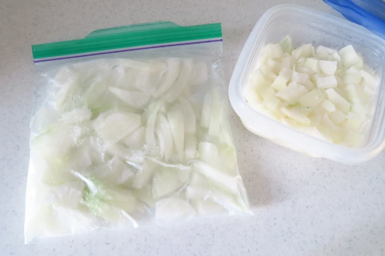 ステップ4時短料理におすすめ！玉ねぎの冷凍保存法