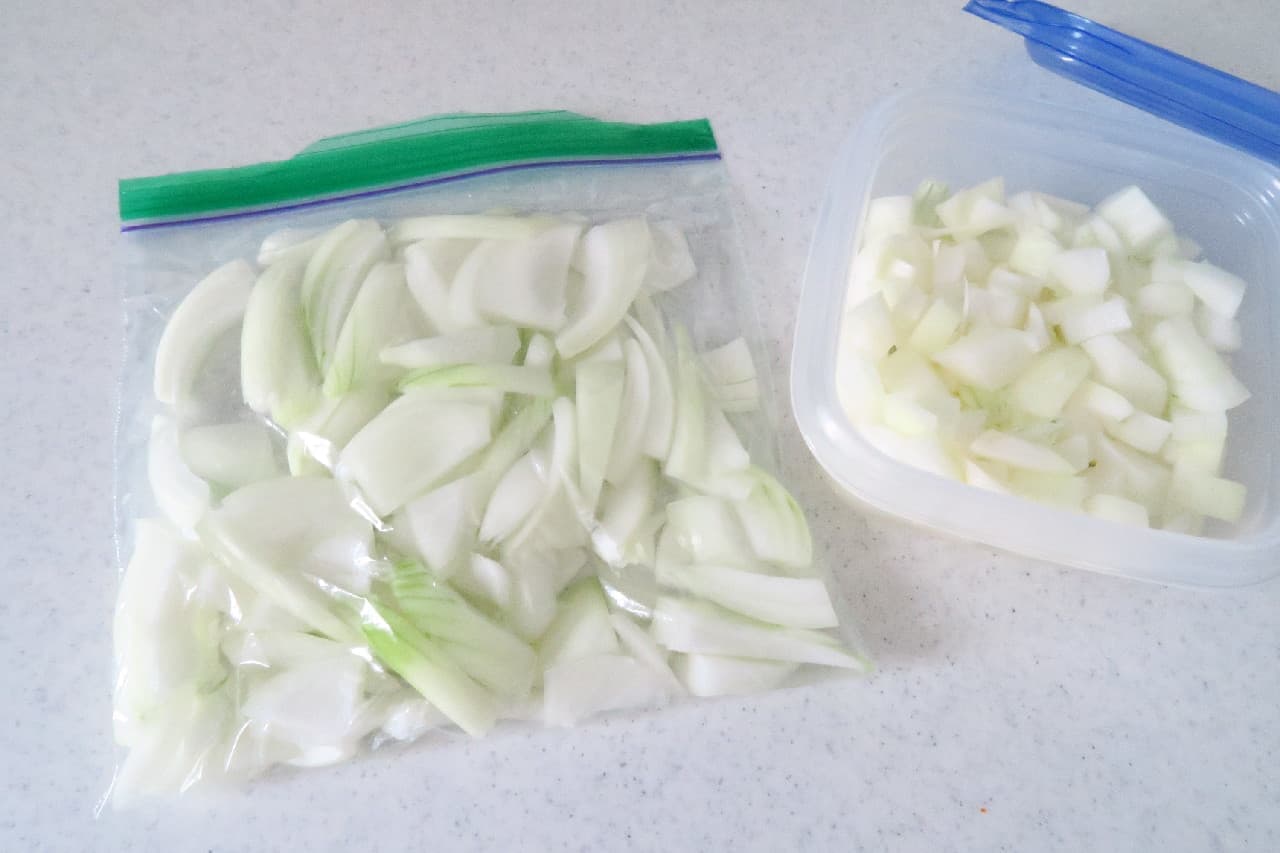 ステップ2時短料理におすすめ！玉ねぎの冷凍保存法