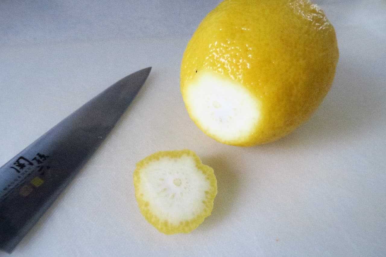 ダイソーのキッチンアイテム「レモンスプレー」
