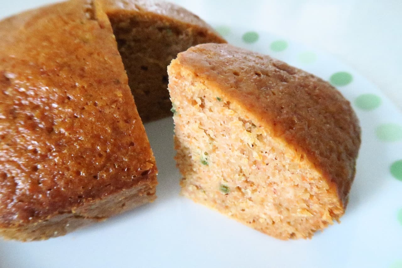 Easy with salad oil ♪ Moist and gentle carrot cake recipe --Using Daiso's "heat-resistant glass container"