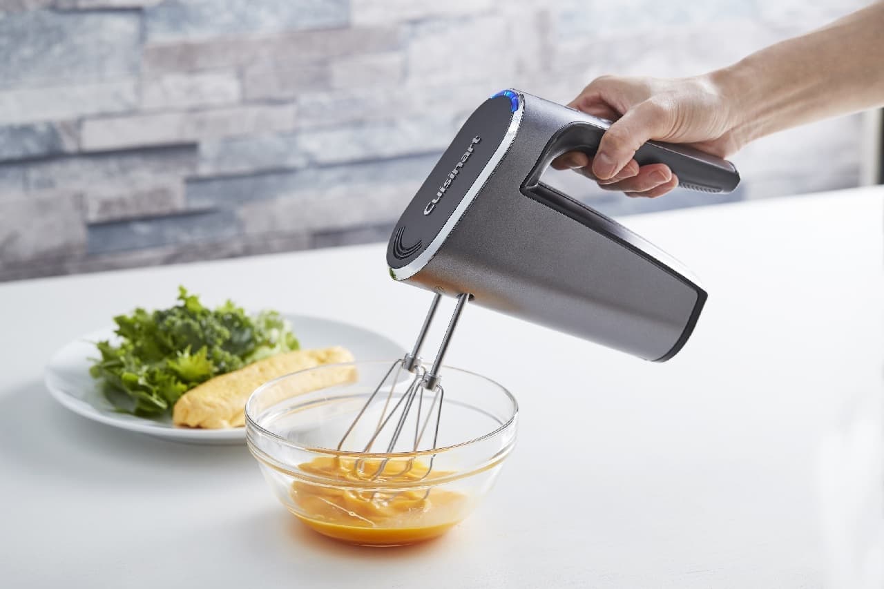 Convenient without the need for an outlet! Cordless blender from Cuisinart-also a hand mixer that can be placed upright