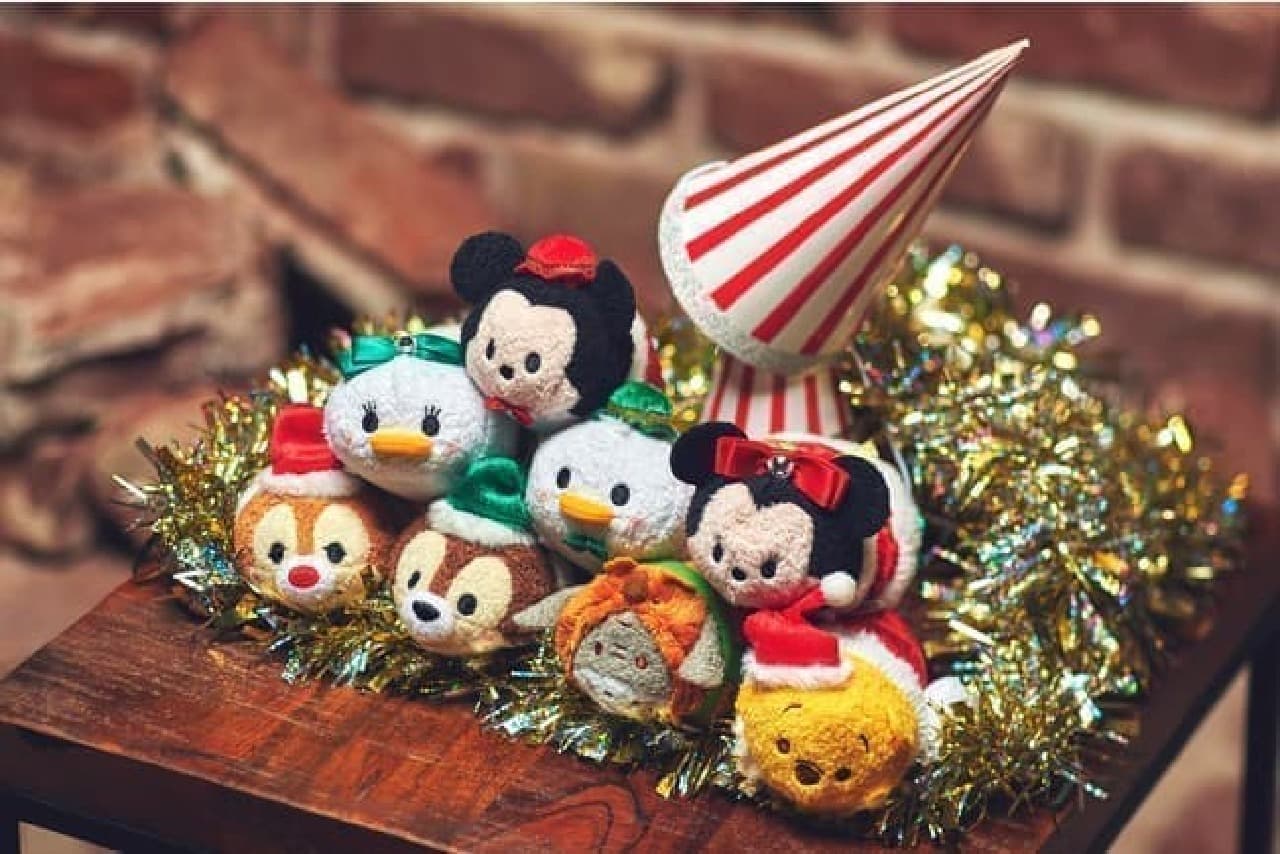 Christmas miscellaneous goods from the Disney Store --Tsum Tsum also looks like Santa and reindeer