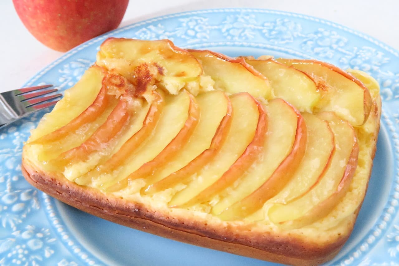 Shiny beauty ♪ Apple panque recipe --Easy with hot cake mix & omelet