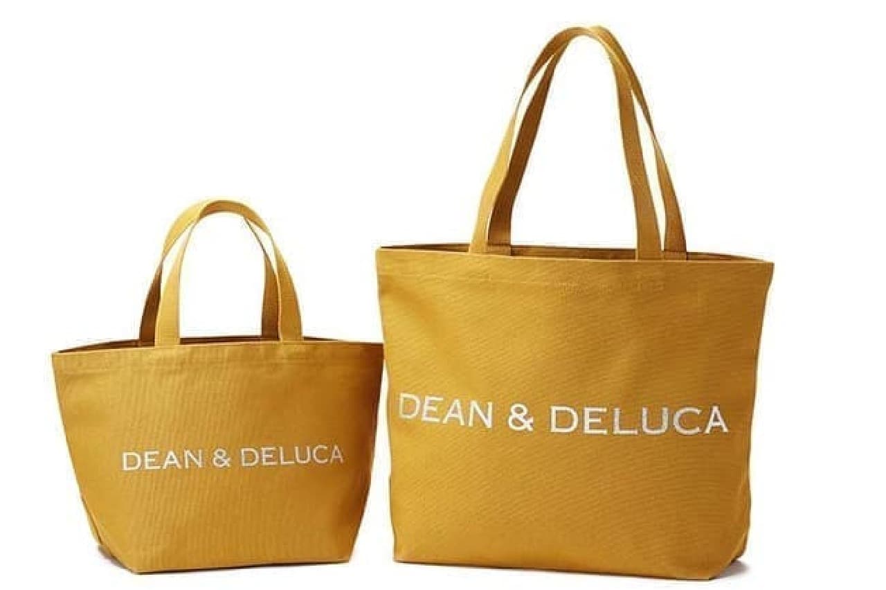 Charity tote bag from DEAN & DELUCA