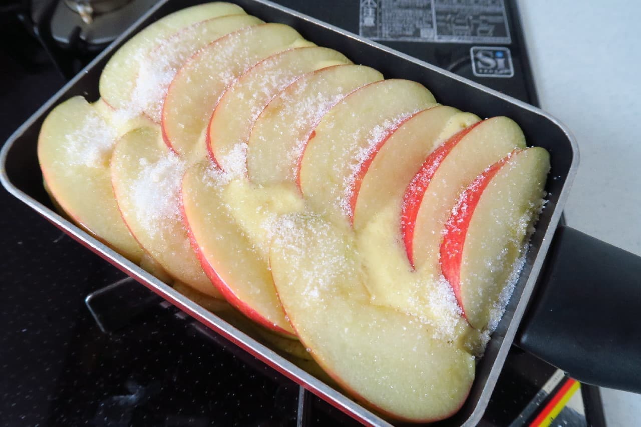 つやつやの美しさ♪ リンゴのパンケーキのレシピ -- ホットケーキミックス＆玉子焼き器で簡単に