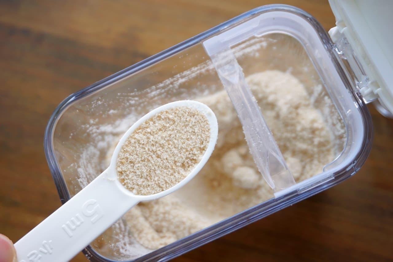 砂糖や塩が片手ですりきれる！ニトリの調味料ポットに静かな革命が起き