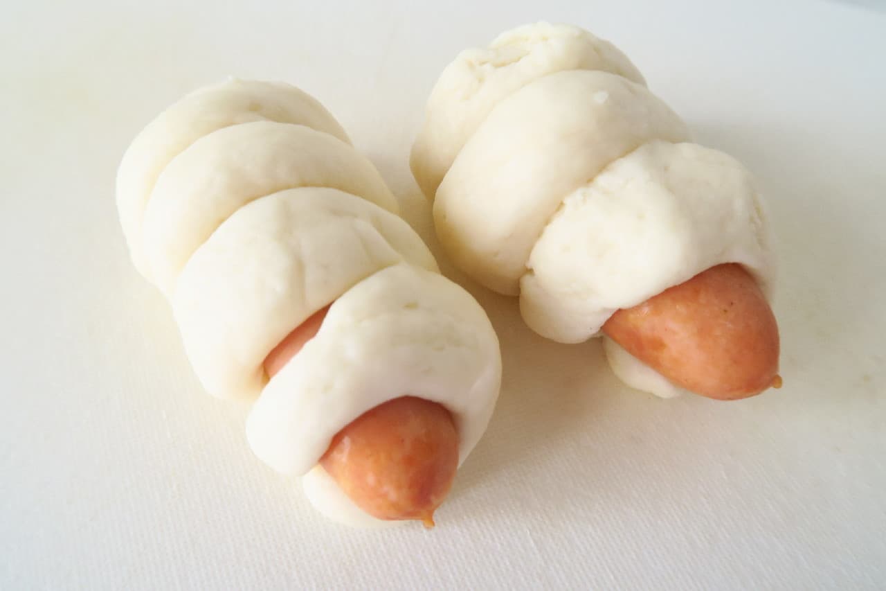 Easy with hot cake mix ♪ Wiener roll recipe --Perfect for light meals and snacks