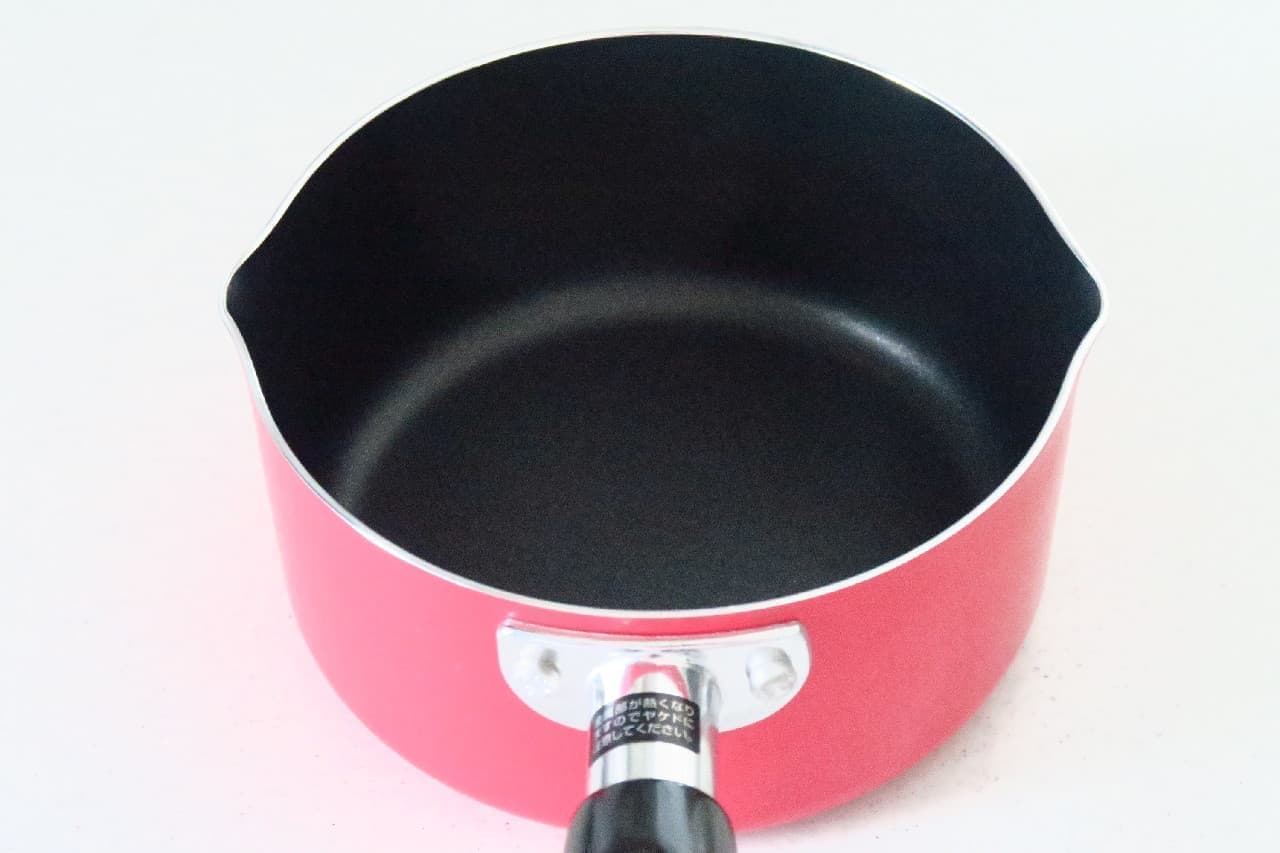 Peace Fraise "Kachikore One-handed pan with glass lid 14 cm"