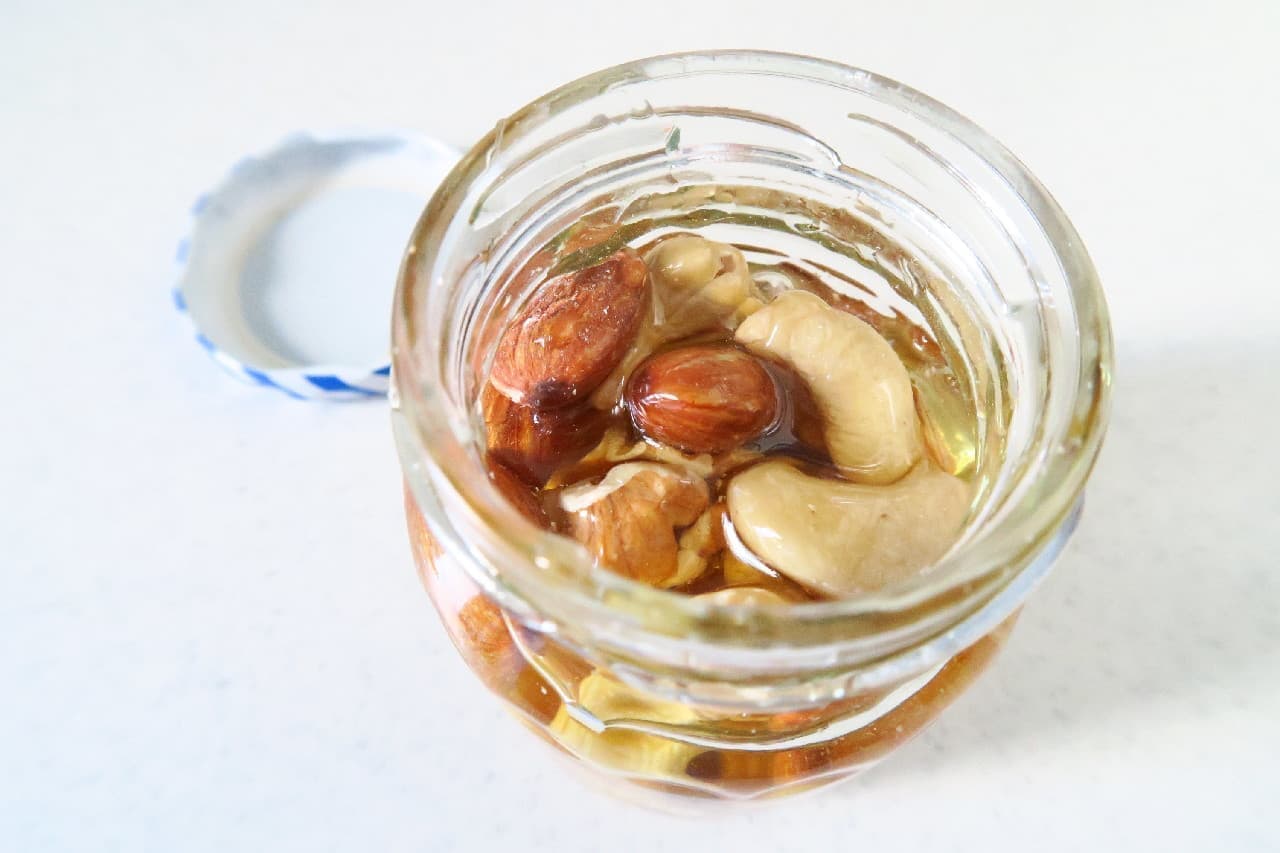 Pickled nuts in honey