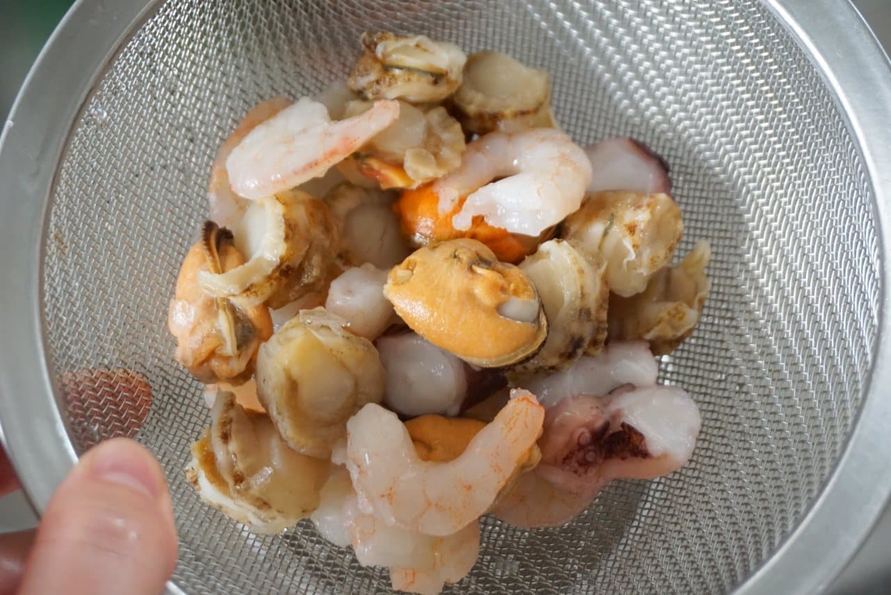 How to thaw frozen seafood