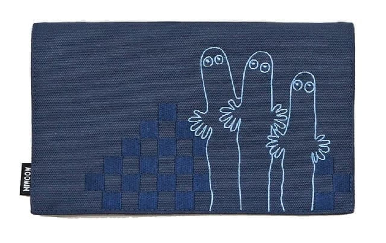 Moomin pattern mask case
