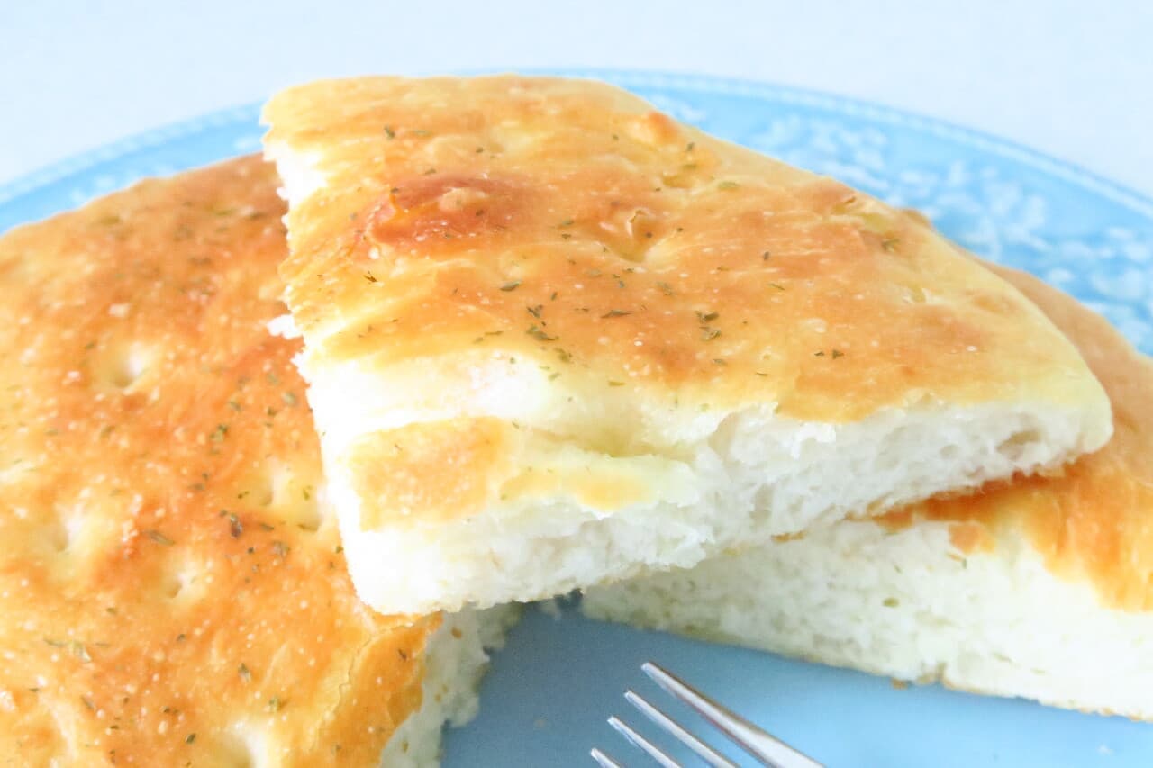 Easy because it doesn't knead! Focaccia recipe--Fermented in the refrigerator, freshly baked in the morning