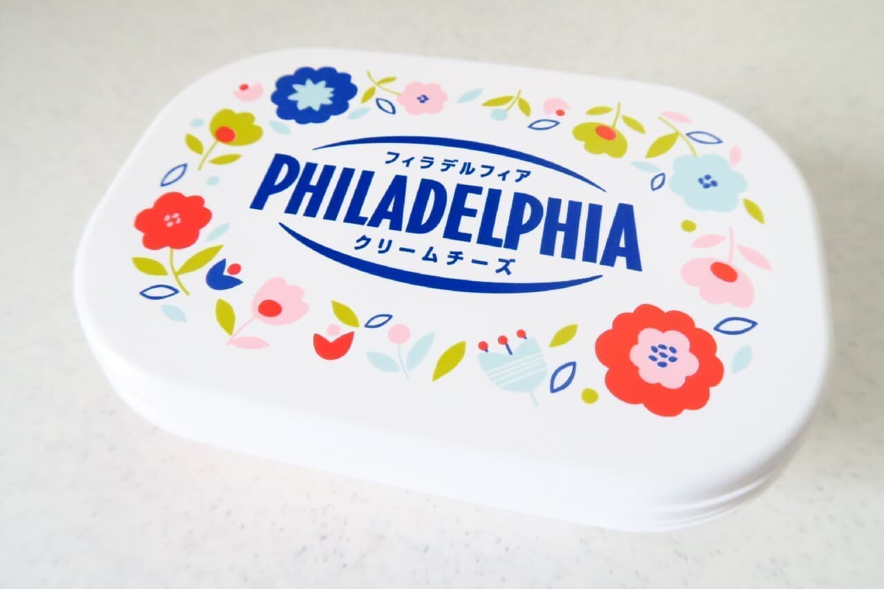 可愛い北欧風♪「フィラデルフィアクリームチーズ」期間限定パッケージ -- 中身はなめらかチーズ