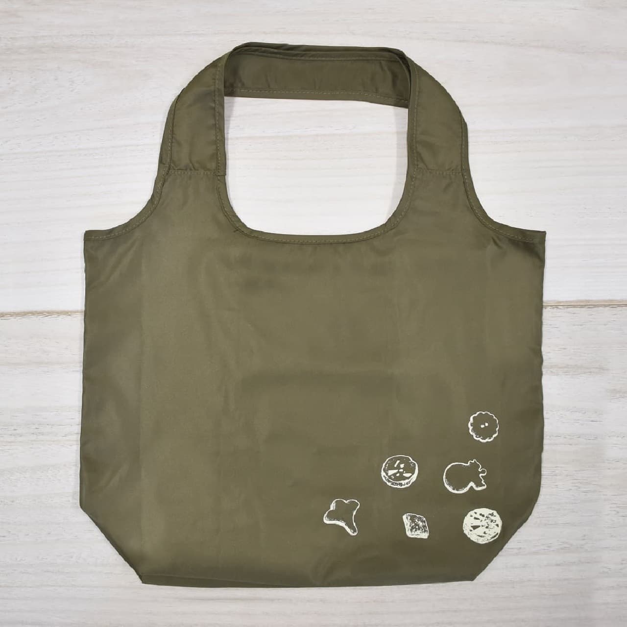 "Kamakura Beniya Kurumiko" pattern eco bag --Designed cookie tin "petit paquet"