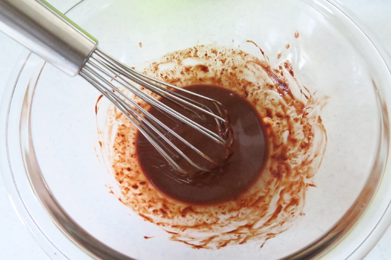 甘さ控えめ♪ 濃厚チョコレートプリンのレシピ -- 100均ココット＆フライパンで簡単