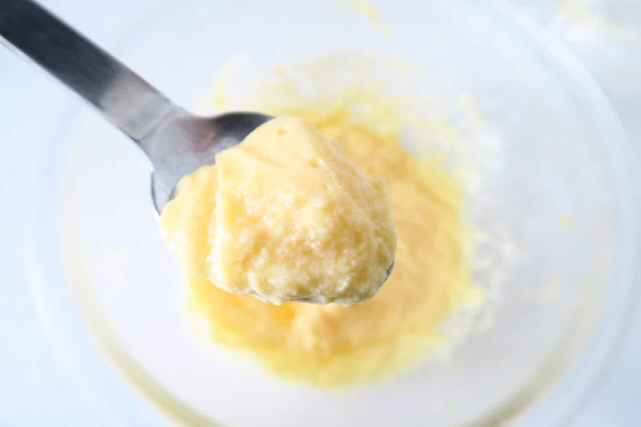 Easy to make in the microwave ♪ How to make custard cream --Attach to ice cream or toast