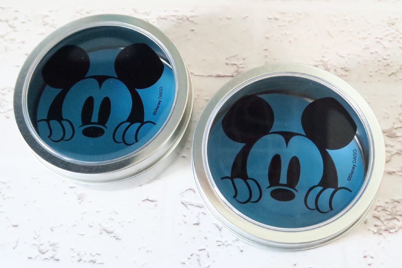 Daiso "Stick Can Case (Mickey Mouse)" Stores small items in a cute and easy-to-understand manner