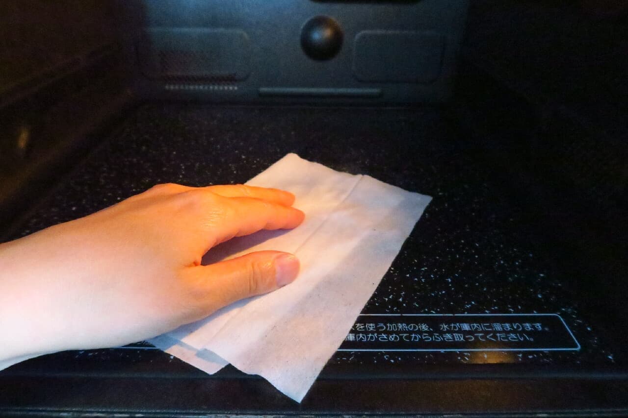 "Joy Raku Pika Wet Sheet" Review --For oil stains in the kitchen! Easy-to-use size