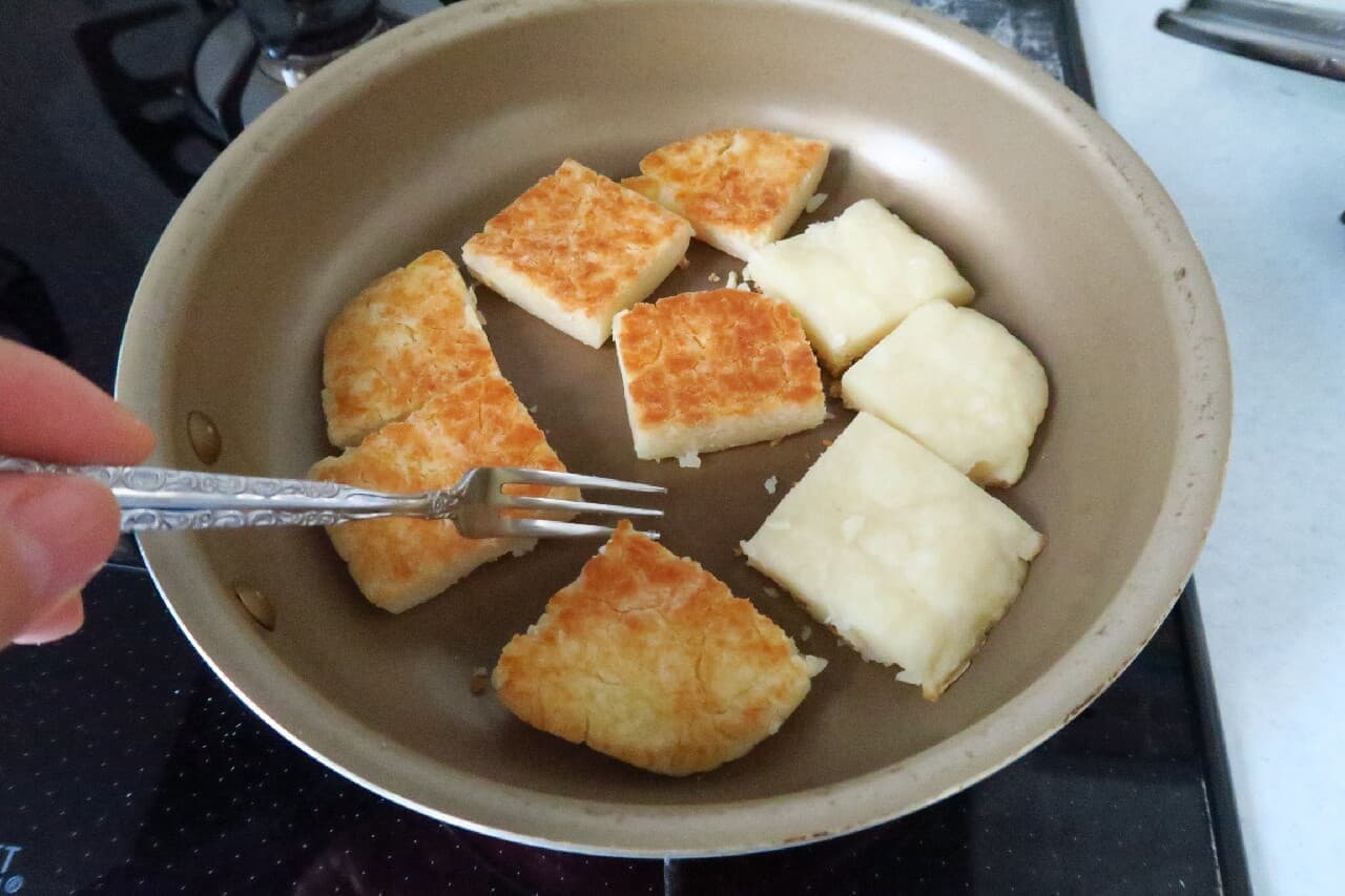 [Recipe] Rice flour hot biscuits --Easy with a frying pan! Crispy texture