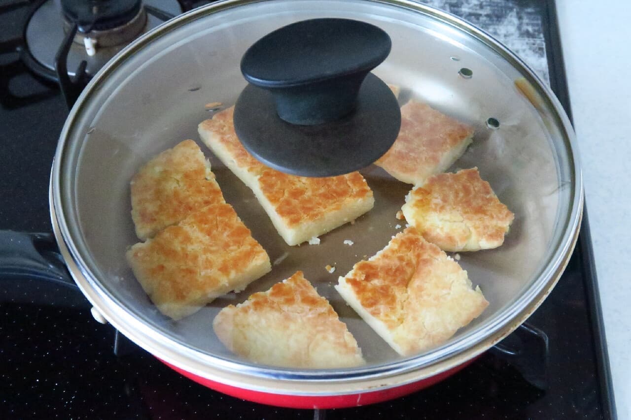 [Recipe] Rice flour hot biscuits --Easy with a frying pan! Crispy texture