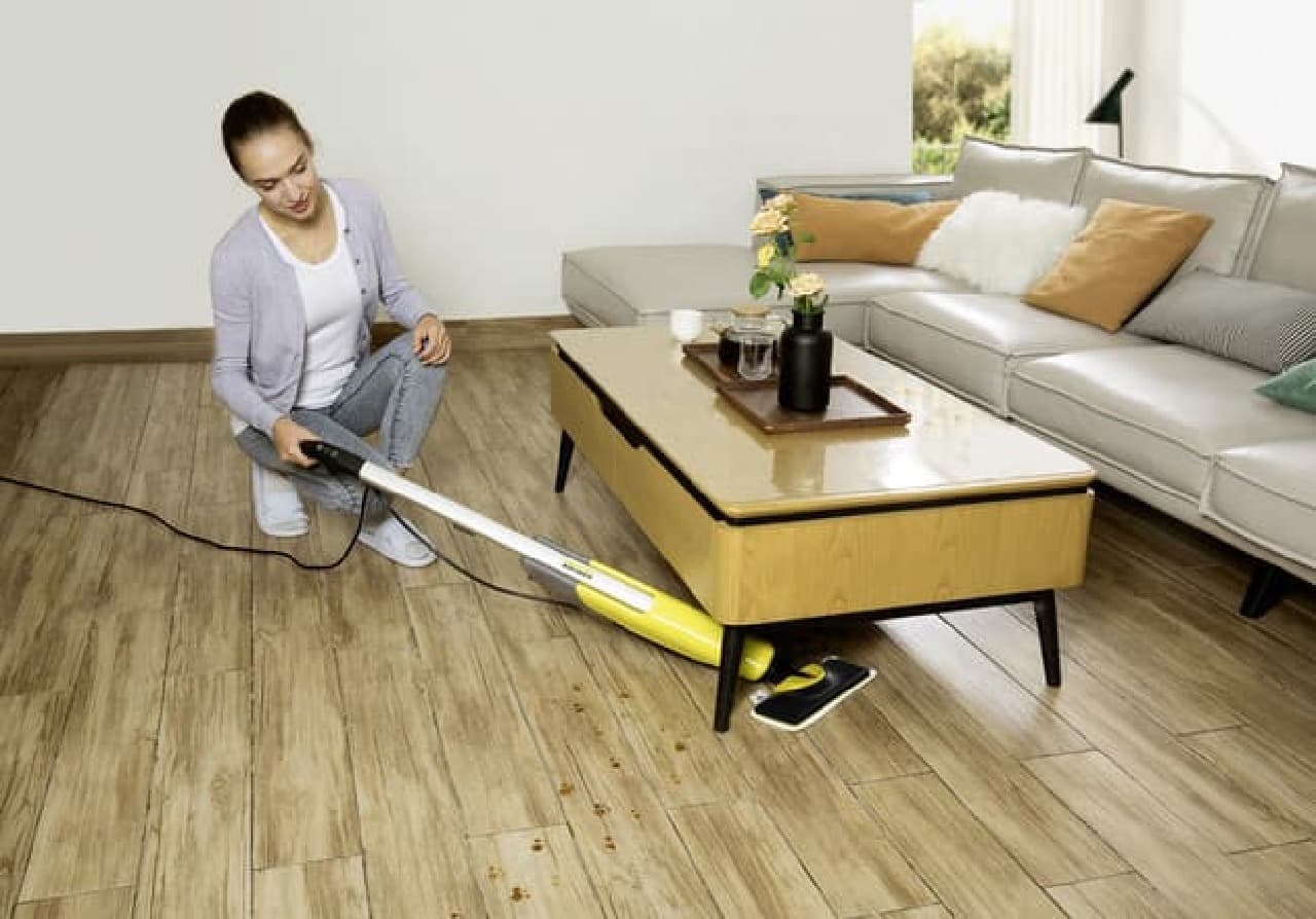 Household steam mop "SC Upright / SC Upright Premium" from Karcher --High temperature steam makes dirt clean and gaps easy