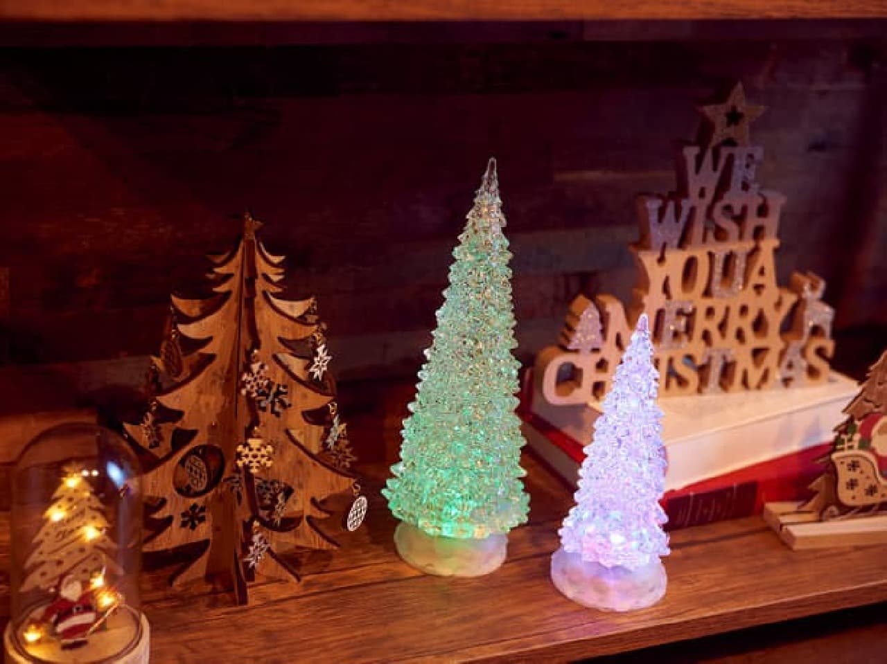 AWESOME STORE Christmas goods --Abundant Christmas tree, costumes, wrapping, etc.