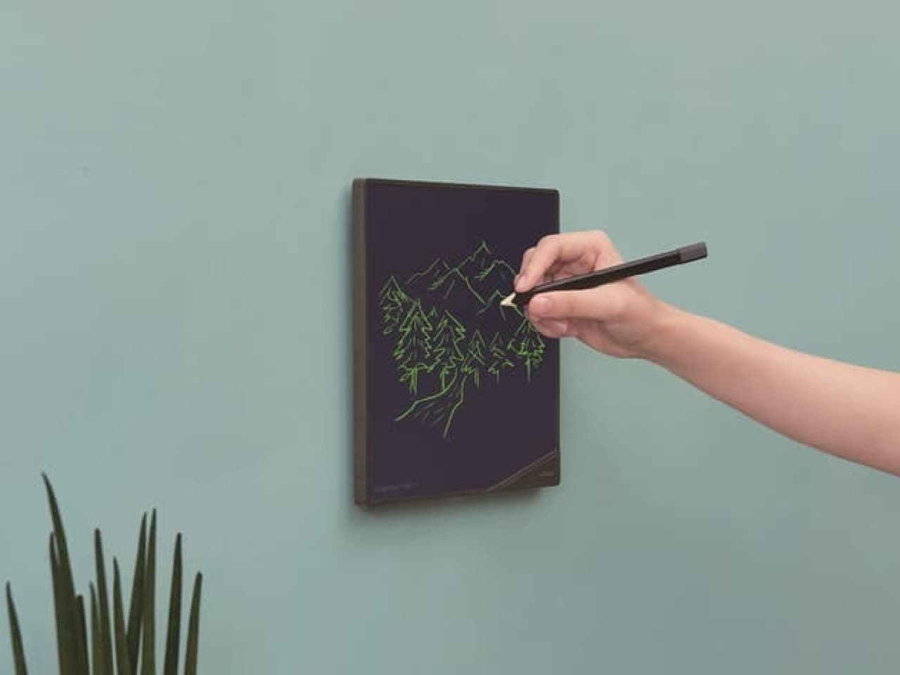 "Boogie Board"'s first wall-mounted model --Electric memo pad with smooth writing comfort