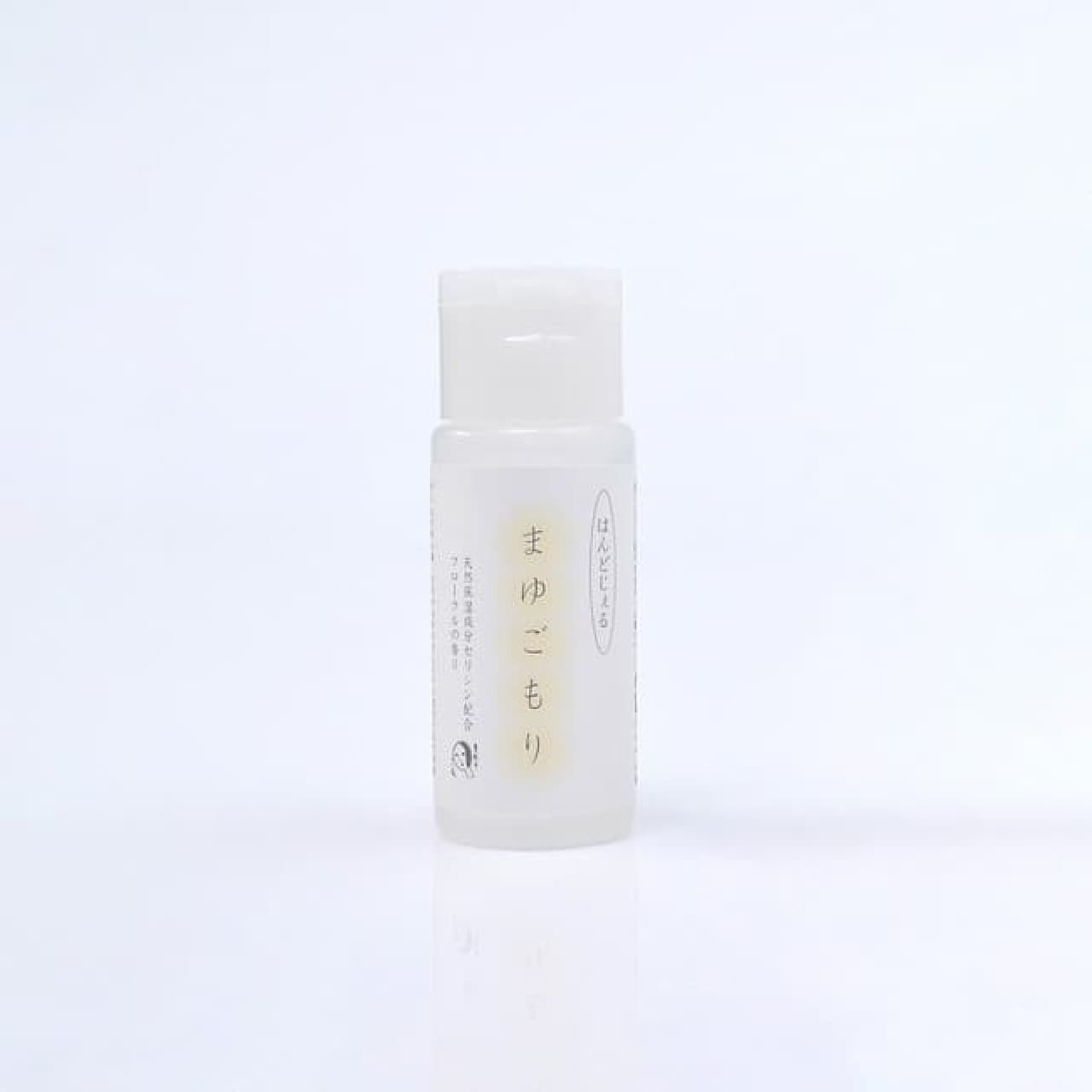 Introducing Yojiya "Mayugomori Hand Jewel" --For disinfecting and moisturizing on the go! Soft floral scent