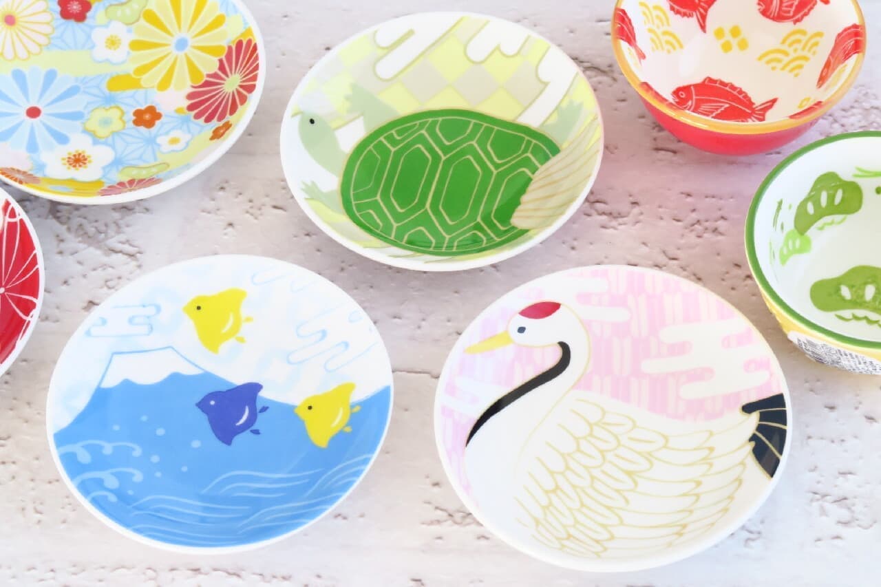Ceria Bean Plate "Blessed Animal" For New Year & Celebration! Cute lucky charms such as Mt. Fuji, cranes and turtles