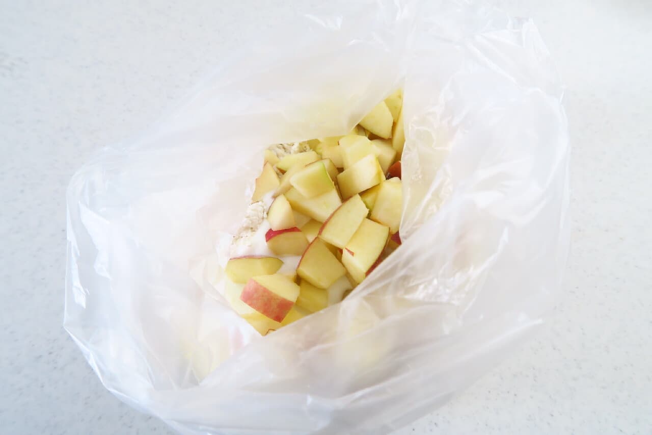 りんご入りソーダブレッドのレシピ -- ホットケーキミックスで簡単！ポリ袋で洗い物少なく