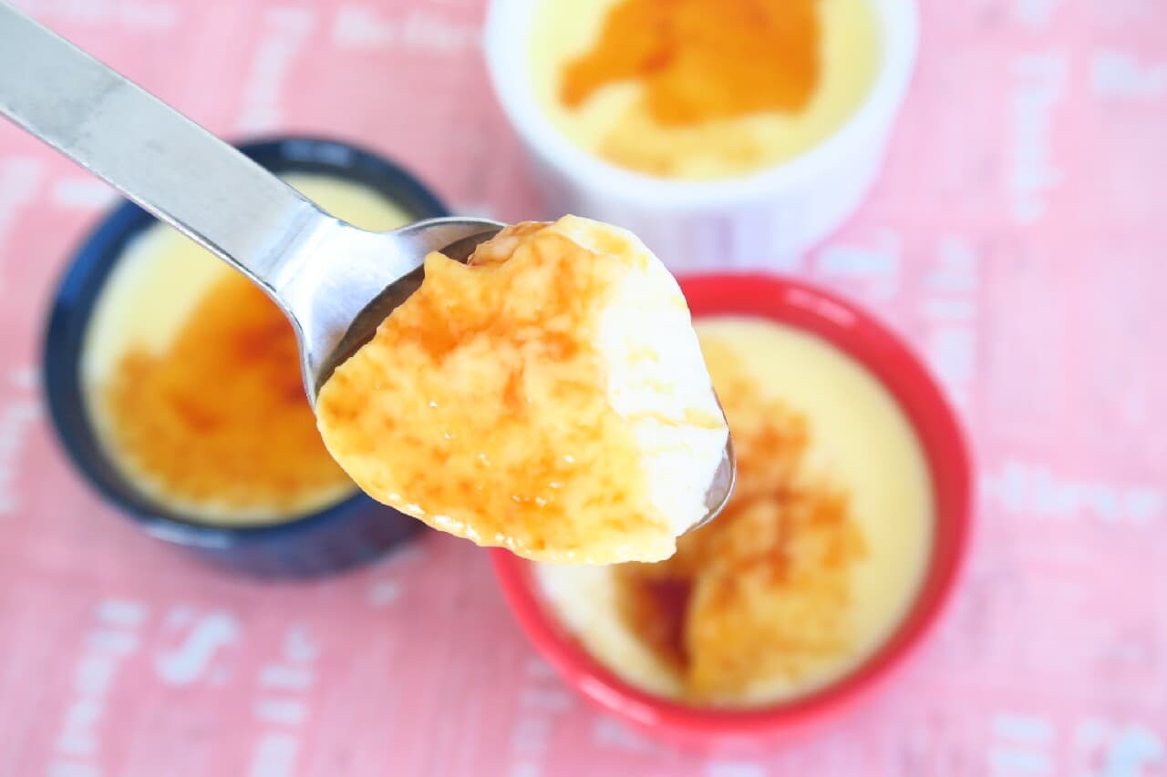 Rich pudding recipe with cream --Easy to steam in a frying pan! With a bittersweet caramel sauce