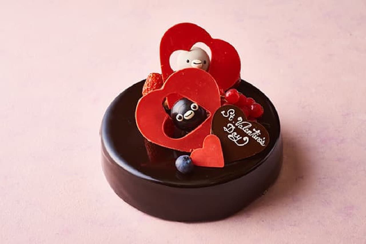 "Suica's Penguin Valentine Cake" at Hotel Metropolitan --- also chocolate bonbons in mugs