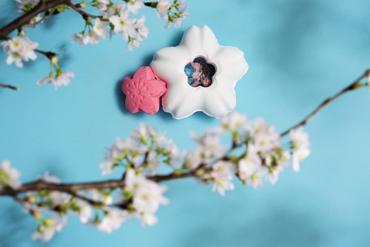 ラッシュ “スプリングコレクション” 桜が花開くバスボム「ブルーミングビューティフル」など [えんウチ]