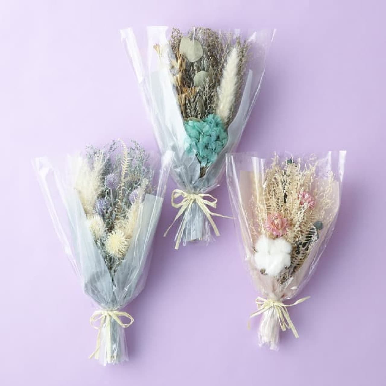 Francfranc's New Spring Gifts -- Dried Bouquet, 2WAY Knee Cover, Pair of Teacups, Tulip-Style Bath Salts, etc.