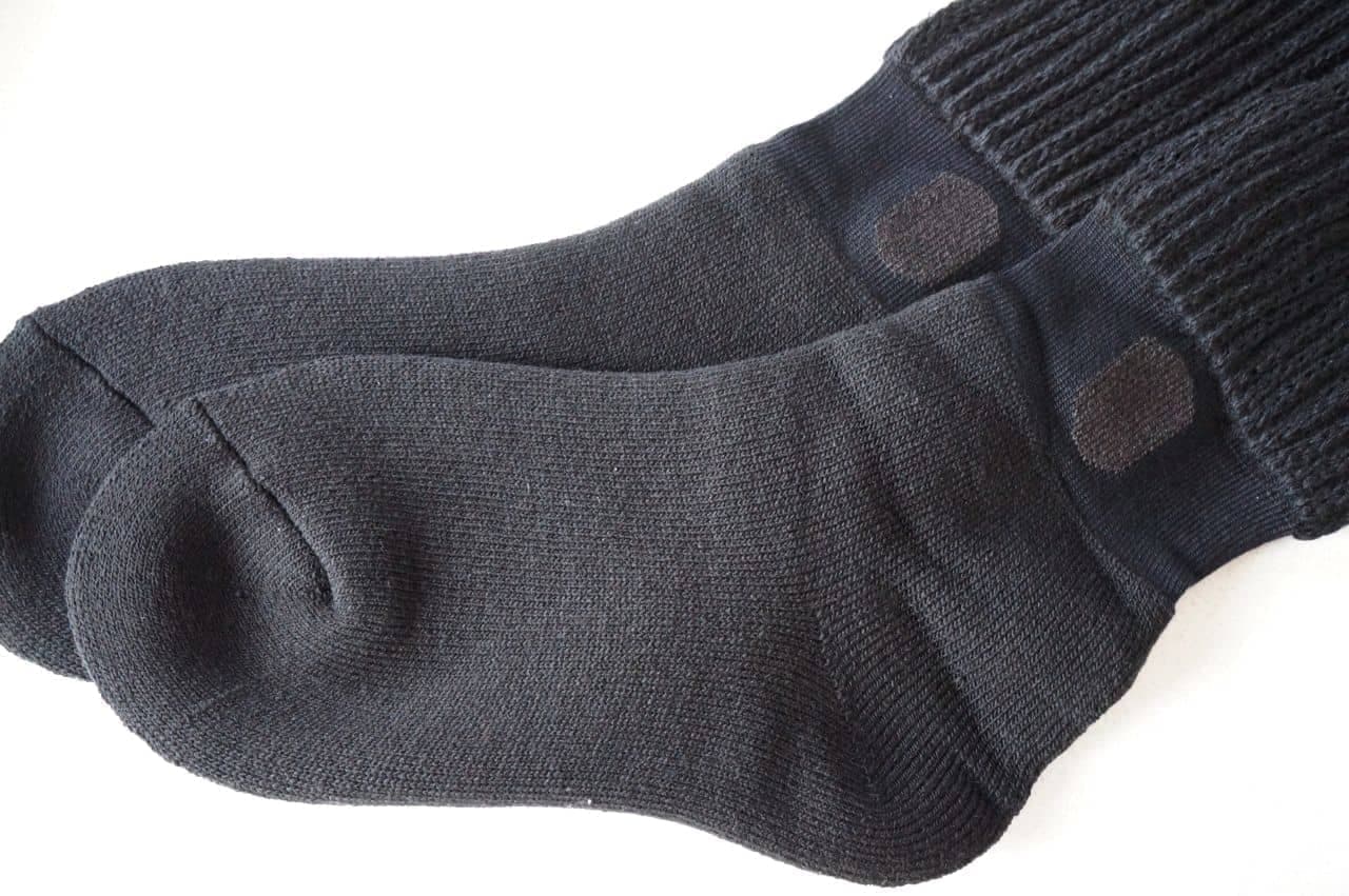 Sock Supplement: Socks that look like kotatsu socks