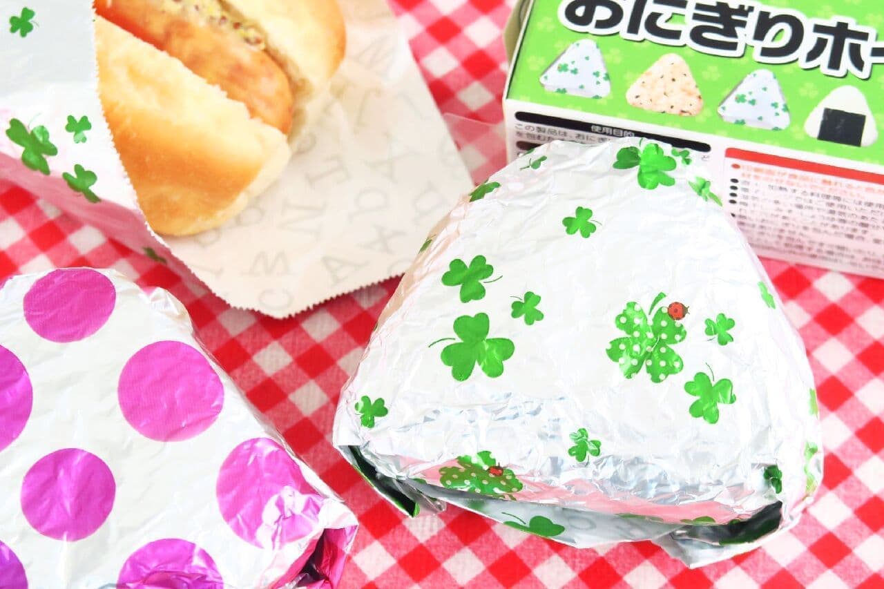 "Onigiri Foil Lucky Clover" Review --Hygroscopic paper prevents stickiness! Also for sandwiches and bento paper