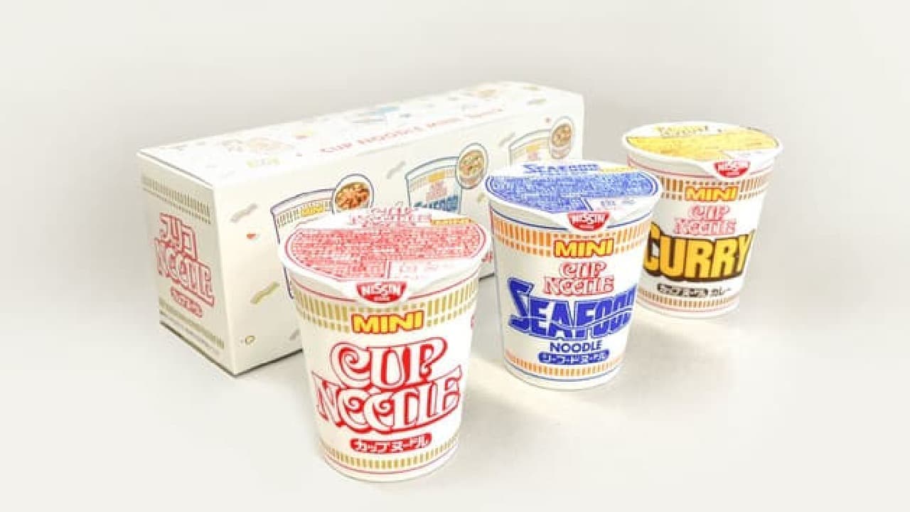 Cup Noodles x 3COINS collaboration -- mini eco-bag, kitchen cloth, glasses, etc. "Cup Noodles_Mini 3-Serving Set" in BOX also available