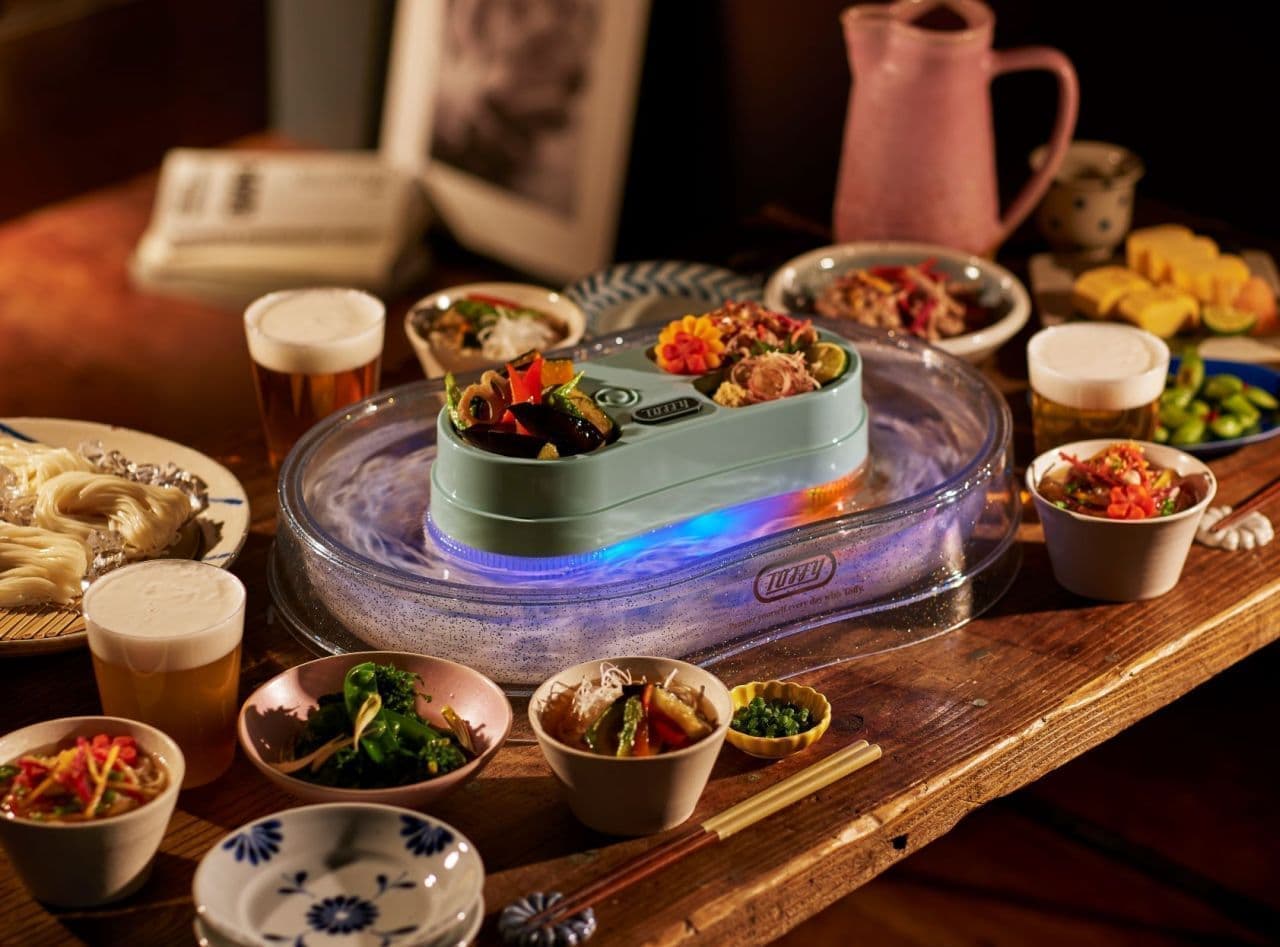 Toffy Sparkling Floating Somen Noodle Container