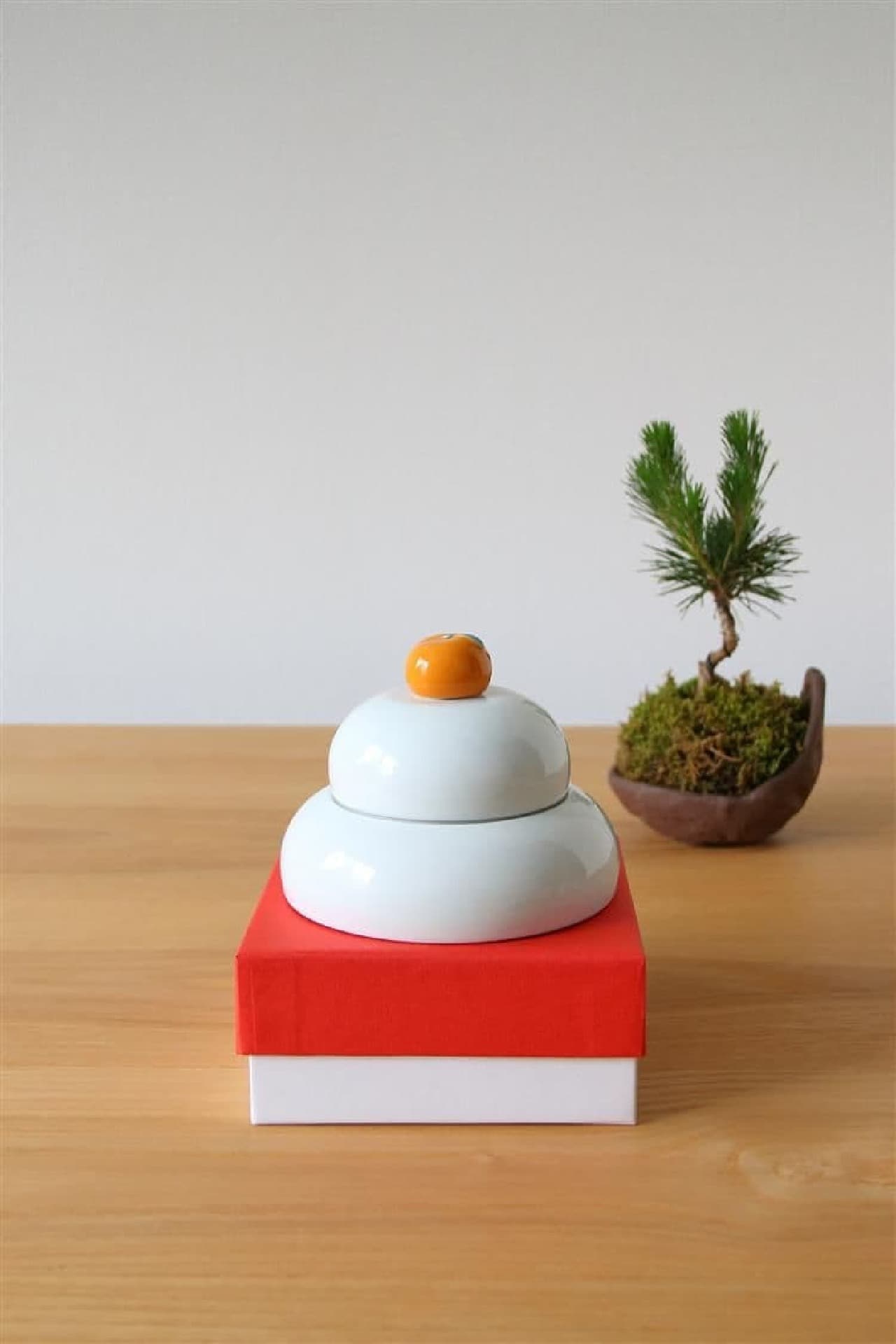 Loft "Kagamimochi that becomes a vessel