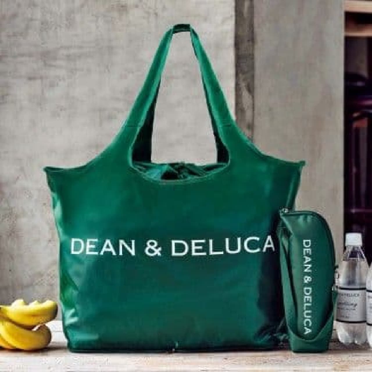 DEAN & DELUCA cash register basket shopping bag and cold bottle holder