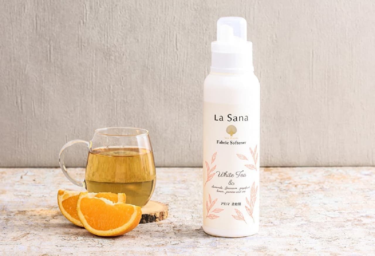 Lasana Aroma fabric softener, white tea scent