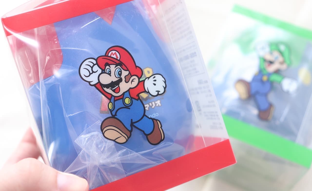Takarajimasha “Super Mario Tumbler BOOK Mario ver./Luigi ver.”