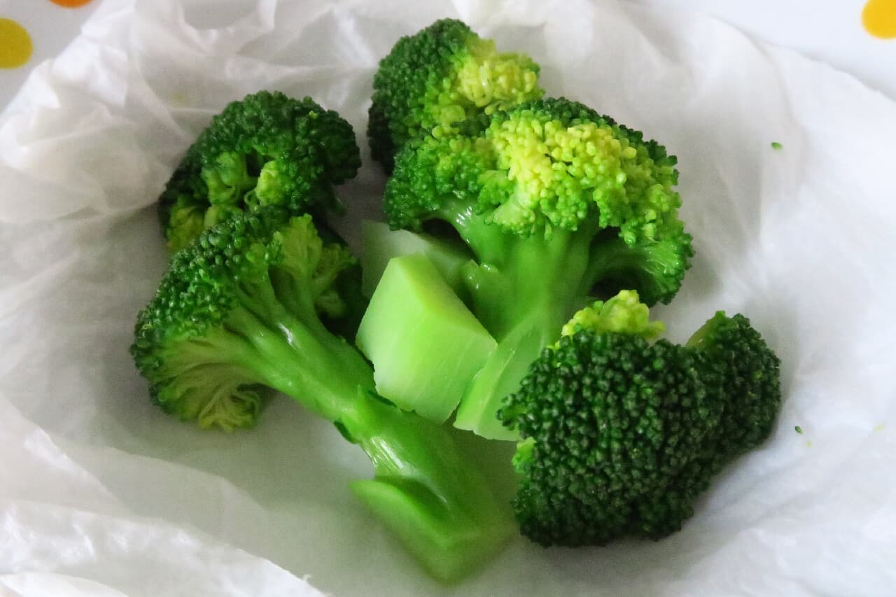 Steamed broccoli Microwave