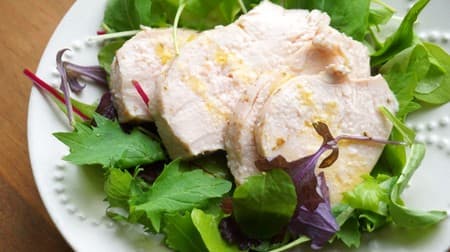 Just leave it in the pot! Simple chicken breast salad Chicken recipe --Moist and soft in a plastic bag for cooking