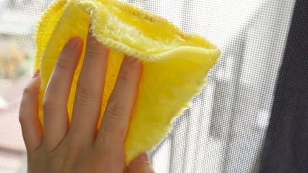 普通の雑巾とはひと味違う！ダイソーのもふもふ「マジッククロス」は洗剤いらずで大掃除に便利