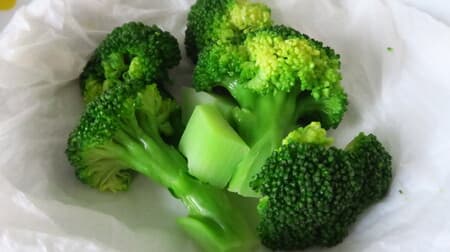Evenly in the microwave ♪ How to steam broccoli --Wrap in kitchen paper