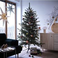 イケア クリスマスコレクション -- 自然で穏やかな森イメージのオーナメント・テーブルウェアなど
